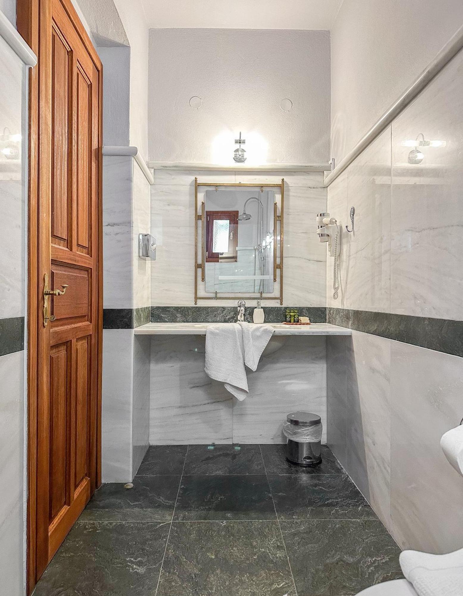 Hotel Ourania'S Mansion Skiathos-Stadt Zimmer foto