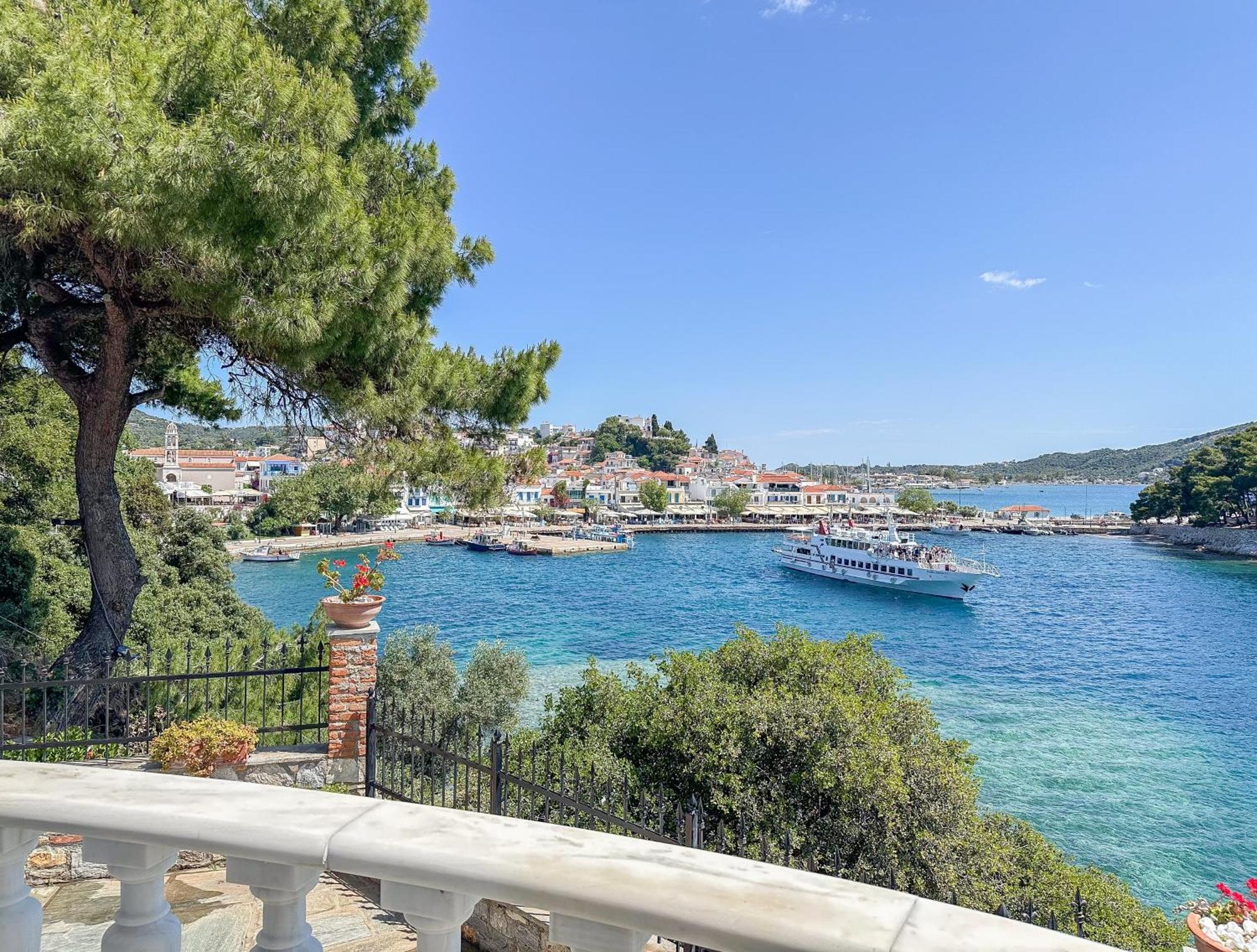 Hotel Ourania'S Mansion Skiathos-Stadt Exterior foto
