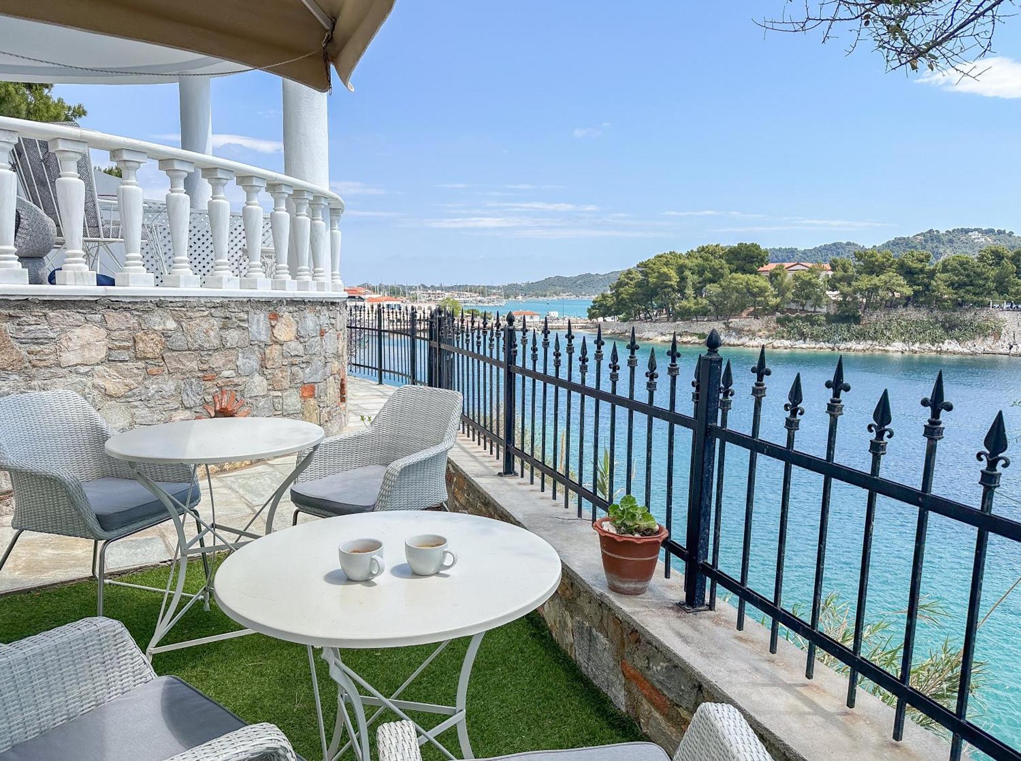 Hotel Ourania'S Mansion Skiathos-Stadt Exterior foto