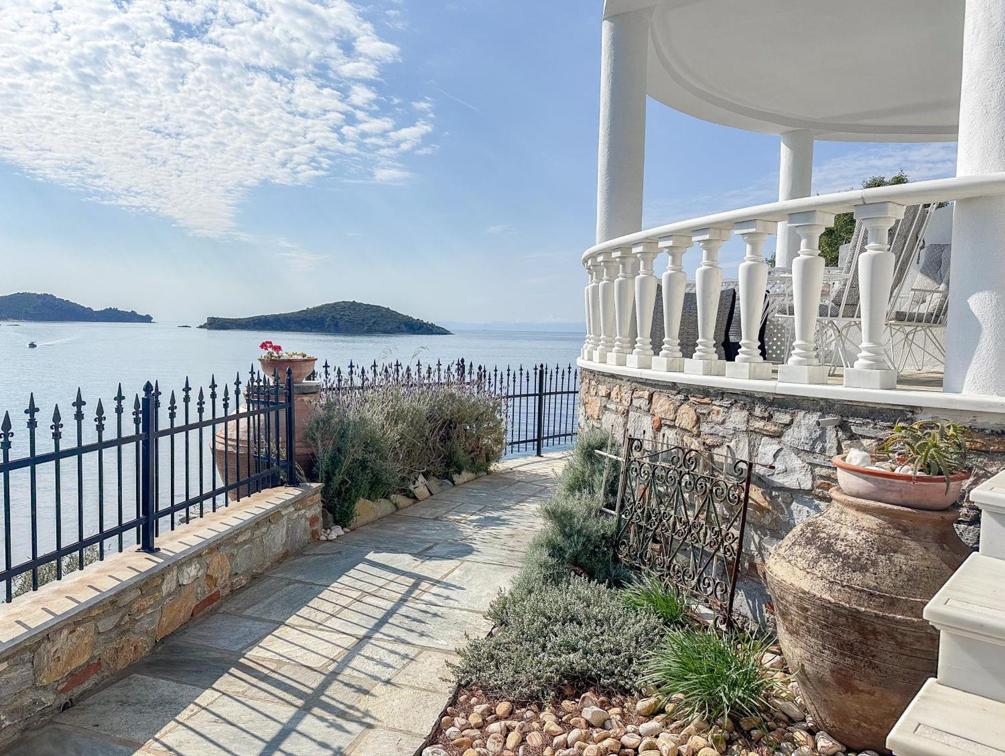 Hotel Ourania'S Mansion Skiathos-Stadt Exterior foto